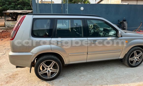 Buy Used Nissan X–Trail Brown Car in Lome in Togo Buy Used Nissan X–Trail Brown Car in Lome in Togo