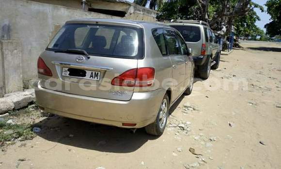 Buy Used Toyota Avensis Silver Car in Lome in Togo Buy Used Toyota Avensis Silver Car in Lome in Togo