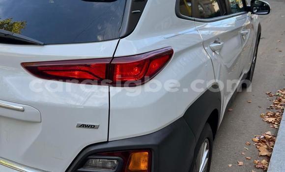 Acheter Occasion Voiture Hyundai Kona Blanc à Lomé, Maritime Acheter Occasion Voiture Hyundai Kona Blanc à Lomé, Maritime