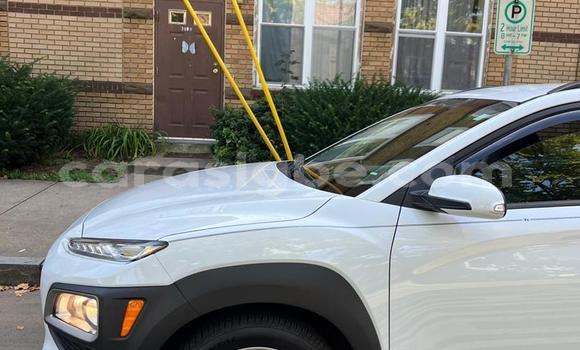 Acheter Occasion Voiture Hyundai Kona Blanc à Lomé, Maritime Acheter Occasion Voiture Hyundai Kona Blanc à Lomé, Maritime