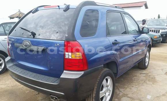 Buy Used Kia Sportage Blue Car in Lome in Togo Buy Used Kia Sportage Blue Car in Lome in Togo