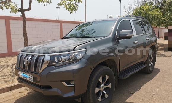 Acheter Occasion Voiture Toyota Land Cruiser Prado Gris à Lomé, Togo Acheter Occasion Voiture Toyota Land Cruiser Prado Gris à Lomé, Togo