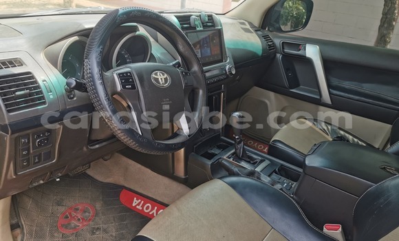 Acheter Occasion Voiture Toyota Land Cruiser Prado Gris à Lomé, Togo Acheter Occasion Voiture Toyota Land Cruiser Prado Gris à Lomé, Togo
