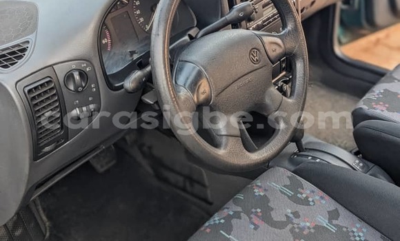 Acheter Occasion Voiture Volkswagen Polo Vert à Lomé, Maritime Acheter Occasion Voiture Volkswagen Polo Vert à Lomé, Maritime