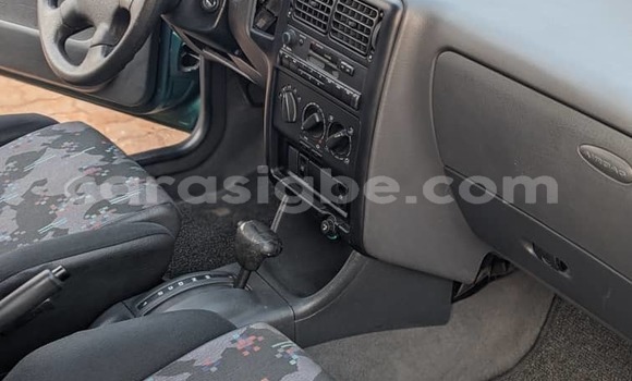 Acheter Occasion Voiture Volkswagen Polo Vert à Lomé, Maritime Acheter Occasion Voiture Volkswagen Polo Vert à Lomé, Maritime