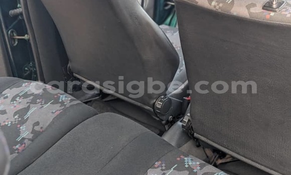 Acheter Occasion Voiture Volkswagen Polo Vert à Lomé, Maritime Acheter Occasion Voiture Volkswagen Polo Vert à Lomé, Maritime