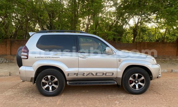 Acheter Occasion Voiture Toyota Land Cruiser Prado Gris à Lomé, Maritime Acheter Occasion Voiture Toyota Land Cruiser Prado Gris à Lomé, Maritime