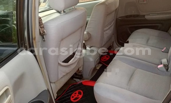 Acheter Occasion Voiture Toyota Highlander Bleu à Lomé, Togo Acheter Occasion Voiture Toyota Highlander Bleu à Lomé, Togo