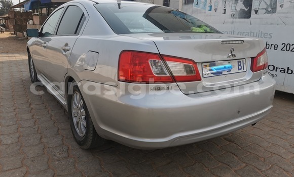 Acheter Occasion Voiture Mitsubishi Galant Gris à Lomé, Togo Acheter Occasion Voiture Mitsubishi Galant Gris à Lomé, Togo