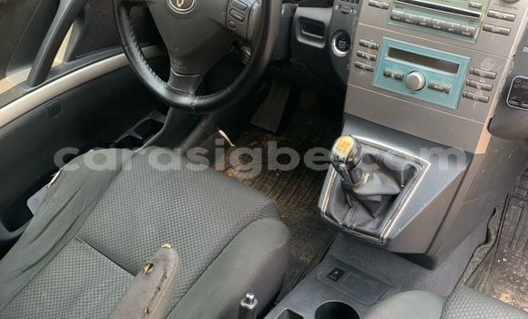 Acheter Occasion Voiture Toyota Corolla Verso Gris à Lomé, Togo Acheter Occasion Voiture Toyota Corolla Verso Gris à Lomé, Togo