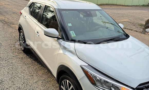 Acheter Occasion Voiture Nissan Kix Blanc à Lomé, Maritime Acheter Occasion Voiture Nissan Kix Blanc à Lomé, Maritime