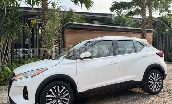 Acheter Occasion Voiture Nissan Kix Blanc à Lomé, Maritime Acheter Occasion Voiture Nissan Kix Blanc à Lomé, Maritime