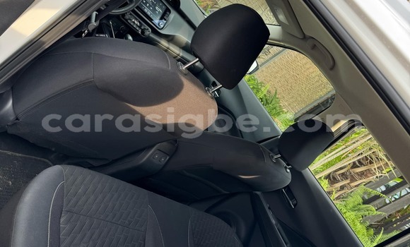 Acheter Occasion Voiture Nissan Kix Blanc à Lomé, Maritime Acheter Occasion Voiture Nissan Kix Blanc à Lomé, Maritime