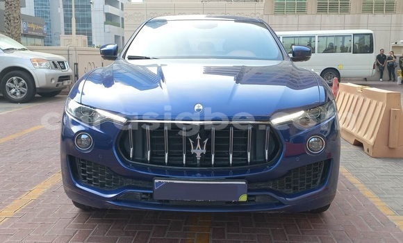 Acheter Occasion Voiture Maserati Levante Bleu à Lomé, Togo Acheter Occasion Voiture Maserati Levante Bleu à Lomé, Togo