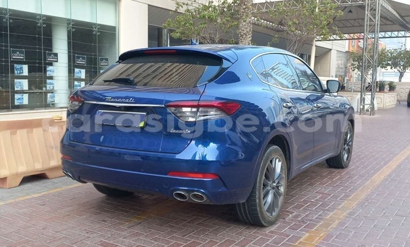 Acheter Occasion Voiture Maserati Levante Bleu à Lomé, Togo Acheter Occasion Voiture Maserati Levante Bleu à Lomé, Togo