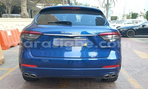 Acheter Occasion Voiture Maserati Levante Bleu à Lomé, Togo Acheter Occasion Voiture Maserati Levante Bleu à Lomé, Togo
