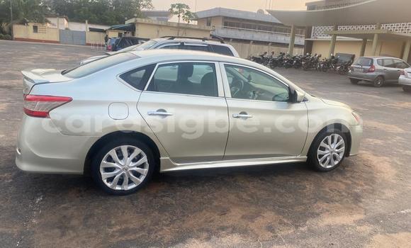 Acheter Occasion Voiture Nissan Sentra Gris à Lomé, Togo Acheter Occasion Voiture Nissan Sentra Gris à Lomé, Togo
