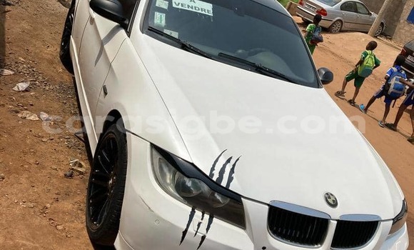Acheter Occasion Voiture BMW E9 Blanc à Lomé, Togo Acheter Occasion Voiture BMW E9 Blanc à Lomé, Togo