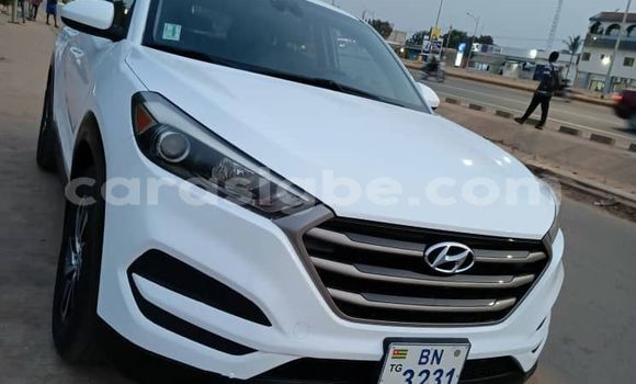 Buy Used Hyundai Tucson White Car in Lome in Togo Buy Used Hyundai Tucson White Car in Lome in Togo