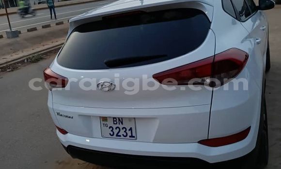 Buy Used Hyundai Tucson White Car in Lome in Togo Buy Used Hyundai Tucson White Car in Lome in Togo