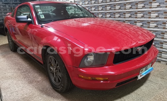 Acheter Occasion Voiture FORD MUSTANG Rouge à Lomé, Togo Acheter Occasion Voiture FORD MUSTANG Rouge à Lomé, Togo