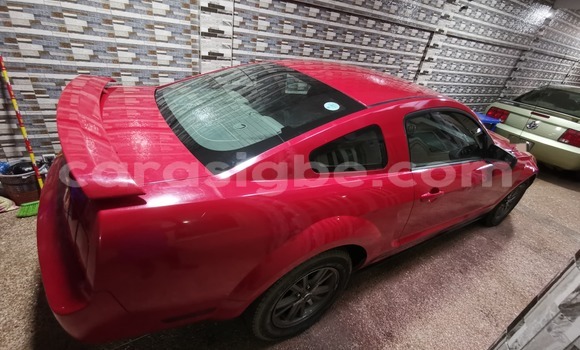 Acheter Occasion Voiture FORD MUSTANG Rouge à Lomé, Togo Acheter Occasion Voiture FORD MUSTANG Rouge à Lomé, Togo