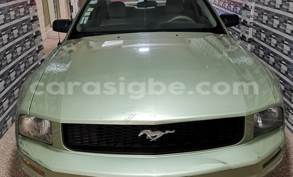 Acheter Occasion Voiture FORD MUSTANG Vert à Lomé, Togo Acheter Occasion Voiture FORD MUSTANG Vert à Lomé, Togo
