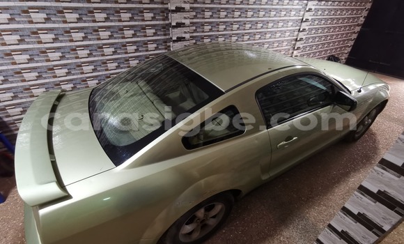 Acheter Occasion Voiture FORD MUSTANG Vert à Lomé, Togo Acheter Occasion Voiture FORD MUSTANG Vert à Lomé, Togo