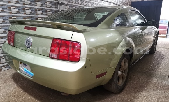 Acheter Occasion Voiture FORD MUSTANG Vert à Lomé, Togo Acheter Occasion Voiture FORD MUSTANG Vert à Lomé, Togo