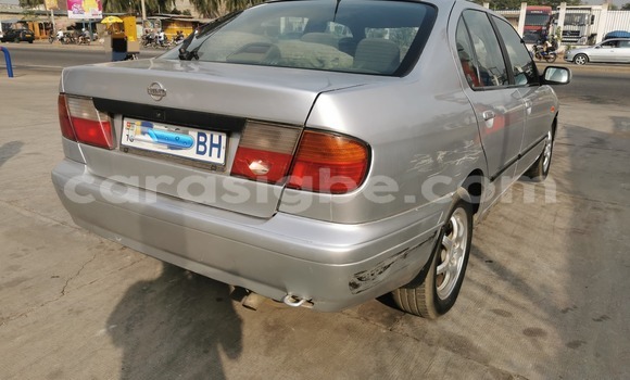 Acheter Occasion Voiture Nissan Primera Gris à Lomé, Togo Acheter Occasion Voiture Nissan Primera Gris à Lomé, Togo