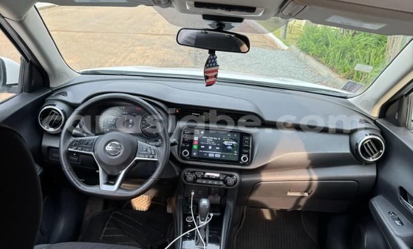 Buy Used Nissan Kix White Car in Lome in Togo Buy Used Nissan Kix White Car in Lome in Togo