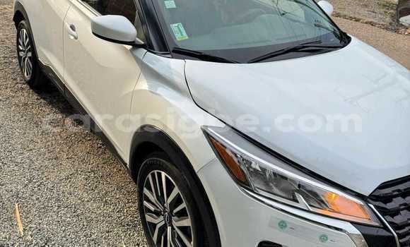 Buy Used Nissan Kix White Car in Lome in Togo Buy Used Nissan Kix White Car in Lome in Togo