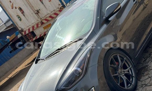 Buy Used Hyundai Elantra Silver Car in Lome in Togo Buy Used Hyundai Elantra Silver Car in Lome in Togo