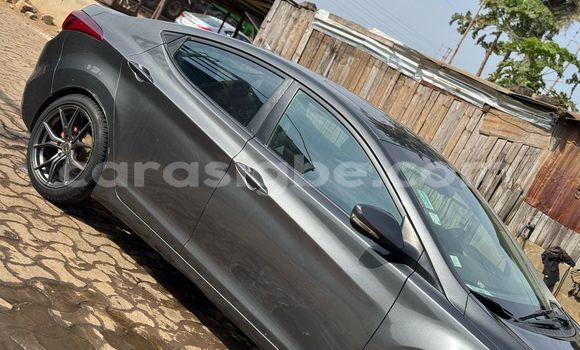 Buy Used Hyundai Elantra Silver Car in Lome in Togo Buy Used Hyundai Elantra Silver Car in Lome in Togo