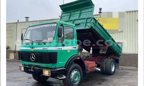 Acheter Occasion Utilitaire Mercedes‒Benz Sprinter Vert à Lomé, Maritime Acheter Occasion Utilitaire Mercedes‒Benz Sprinter Vert à Lomé, Maritime