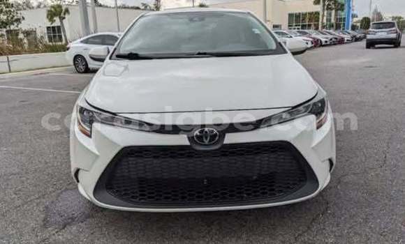 Acheter Occasion Voiture Toyota Corolla Blanc à Lomé, Maritime Acheter Occasion Voiture Toyota Corolla Blanc à Lomé, Maritime