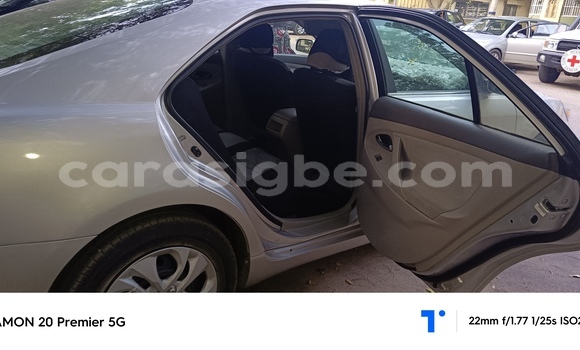 Acheter Occasion Voiture Toyota Camry Gris à Lomé, Maritime Acheter Occasion Voiture Toyota Camry Gris à Lomé, Maritime