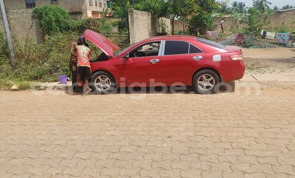 Acheter Occasion Voiture Toyota Camry Rouge à Aneho, Maritime Acheter Occasion Voiture Toyota Camry Rouge à Aneho, Maritime