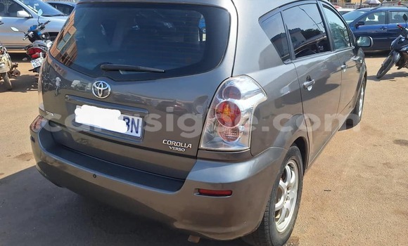 Acheter Occasion Voiture Toyota Corolla Gris à Lomé, Togo Acheter Occasion Voiture Toyota Corolla Gris à Lomé, Togo