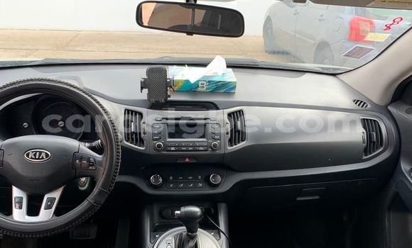 Buy Used Kia Sportage Beige Car in Lome in Togo Buy Used Kia Sportage Beige Car in Lome in Togo