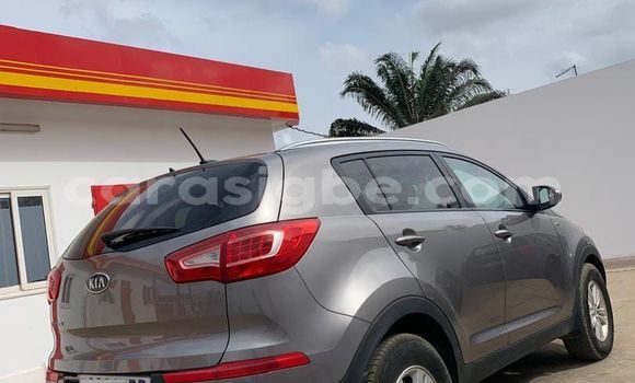 Buy Used Kia Sportage Beige Car in Lome in Togo Buy Used Kia Sportage Beige Car in Lome in Togo