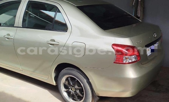 Acheter Occasion Voiture Toyota Yaris Beige à Lomé, Togo Acheter Occasion Voiture Toyota Yaris Beige à Lomé, Togo