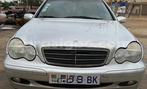 Buy Used Mercedes-Benz C-Classe Silver Car in Lome in Togo Buy Used Mercedes-Benz C-Classe Silver Car in Lome in Togo