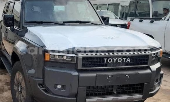 Acheter Occasion Voiture Toyota Prado Noir à Lomé, Togo