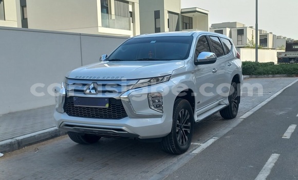 Acheter Occasion Voiture Mitsubishi Montero Sport Blanc à Lomé, Togo Acheter Occasion Voiture Mitsubishi Montero Sport Blanc à Lomé, Togo
