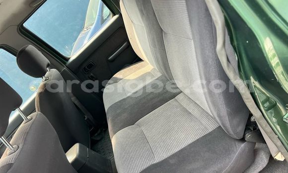 Buy Used Nissan Navara Green Car in Lome in Maritime Buy Used Nissan Navara Green Car in Lome in Maritime