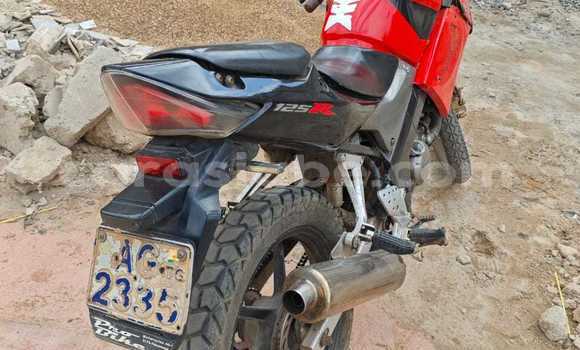 Acheter Occasion Moto Honda XR 125 Rouge à Lomé, Togo Acheter Occasion Moto Honda XR 125 Rouge à Lomé, Togo