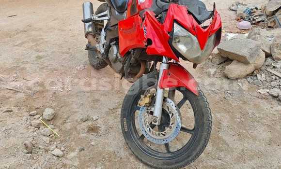 Acheter Occasion Moto Honda XR 125 Rouge à Lomé, Togo Acheter Occasion Moto Honda XR 125 Rouge à Lomé, Togo