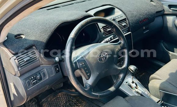Acheter Occasion Voiture Toyota Avensis Marron à Lomé, Togo Acheter Occasion Voiture Toyota Avensis Marron à Lomé, Togo