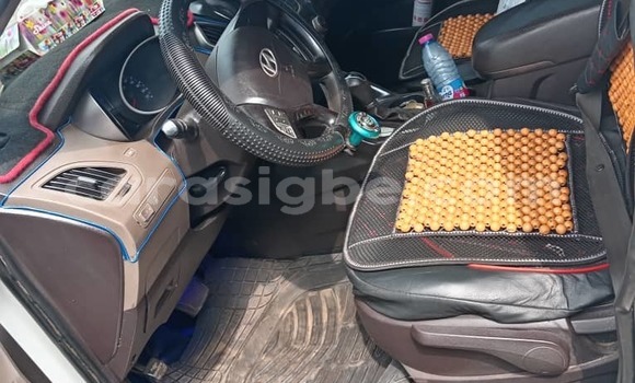 Acheter Occasion Voiture Hyundai Tucson Blanc à Lomé, Maritime Acheter Occasion Voiture Hyundai Tucson Blanc à Lomé, Maritime